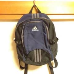 adidas リュックサック キッズ用のサムネイル