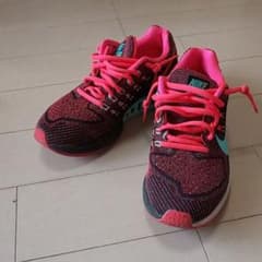 NIKE ランニングシューズのサムネイル