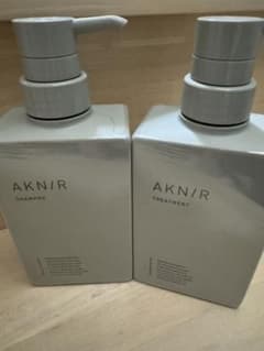 AKNIR薬用シャンプー&トリートメントセットのサムネイル