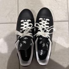 adidas スニーカー ブラックのサムネイル