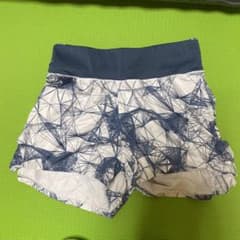 アディダス　ショートパンツのサムネイル