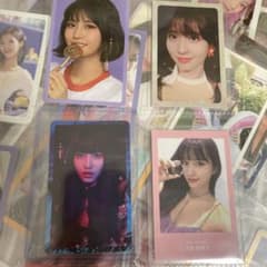 twice 公式トレカ　モモのサムネイル