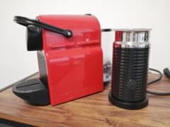 Nespresso C40 ネスプレッソ コーヒーメーカー +のサムネイル