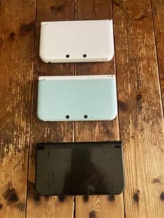 も*ん様 任天堂 3DS LL 本体 3台セット　ジャンク品のサムネイル