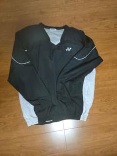 YONEX ウィンドブレーカーのサムネイル