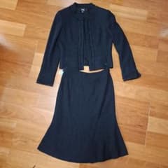 AKI セットアップ ジャケット スカート ブラックのサムネイル