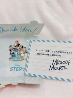 Disney STEP ミッキーマウス ピンバッジのサムネイル