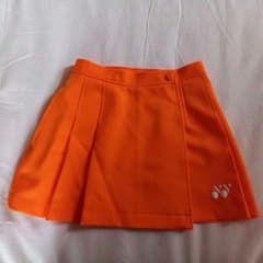 YONEXテニススコートオレンジ(size58)のサムネイル