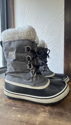 SOREL ウィンターブーツ グレー 24cm セールのサムネイル