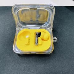 Nothing ear(a) 右のみとケースと保護ケース付のサムネイル