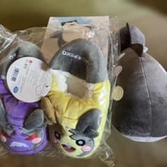 Pokemon figures, plush toys, Knyack room shoes