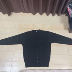 (美品)日本製　Ｖネックカーディガン　黒　事務服　オフィス服のサムネイル