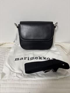 marimekko ブラック レザー　ショルダーバッグのサムネイル