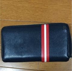 【キオネッツ様専用】トミーヒルフィガー     財布長財布メンズのサムネイル