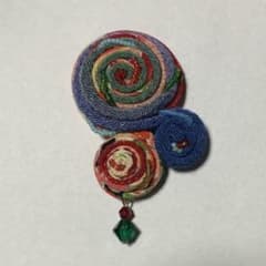 ハンドメイド　ちりめん　ブローチ　No.３のサムネイル