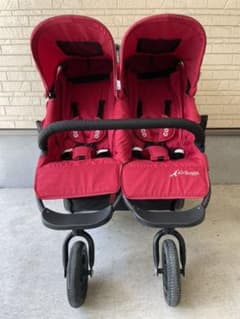 エアバギー ココ ダブル 双子用ベビーカー チェリーレッドのサムネイル