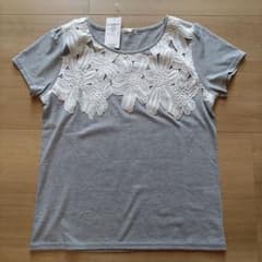 【新品】ITS'DEMO 花柄レース 半袖カットソーのサムネイル