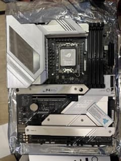 ASUS ROG STRIX Z690-A GAMING WIFI D4のサムネイル