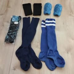 ピーチ様専用　ジュニア　サッカー　子供　ソックス　すね当てのサムネイル