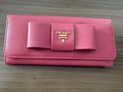 プラダ 長財布　リボン サフィアーノ メタルロゴ ピンクのサムネイル