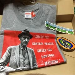 supreme tシャツのサムネイル