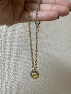 GIVENCHY ネックレス　ゴールドのサムネイル