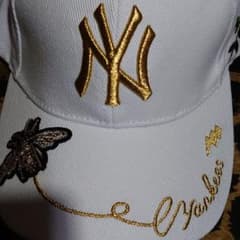 ☆新品・送料込☆ MLB ヤンキース 刺繍キャップのサムネイル