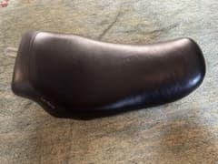 Le Pera バイクソロシート 黒 - メルカリ