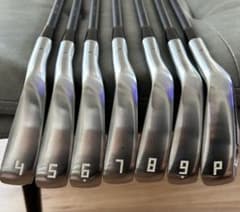 オノフ　onoff Kuro 2024アイアンセット 4-PW カーボンシャフトのサムネイル