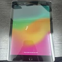 iPad6世代　32GB SIMフリー　本体のサムネイル