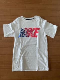 ナイキTシャツのサムネイル