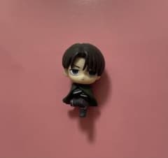 ハグコット 進撃の巨人 リヴァイ　ガチャガチャ　まちぼうけのサムネイル