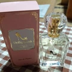 dolly wink 香水 益若つばさのサムネイル