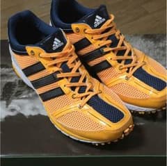 ランニングシューズ adidas adizeroのサムネイル