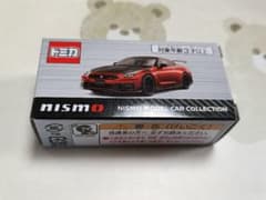 トミカ NISSAN GT-R NISMO 日産オンラインショップ限定品のサムネイル