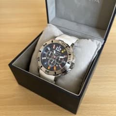 NAUTICA腕時計のサムネイル