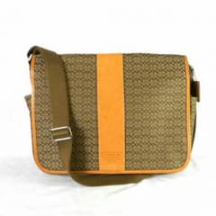 COACH　コーチ　メッセンジャーバッグ　マイクロシグネチャーのサムネイル