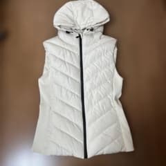 ZARA/フーデッドキルティングダウンベスト/美シルエット Mのサムネイル