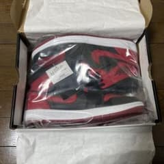 NIKE AIR JORDAN 1 MIDのサムネイル