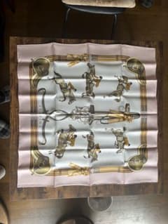 HERMES スカーフ　ヴィンテージ　馬と騎手 HERMES スカーフ ヴィンテージ 馬と騎手 - メルカリ