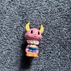 【期間限定10%値下げ】ユニークなピンクのフィギュアのサムネイル