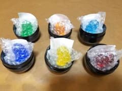 野性爆弾　くっきーの真相未来館　未来人お守りのサムネイル