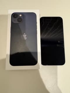Apple iPhone 13 ミッドナイト　本体のサムネイル
