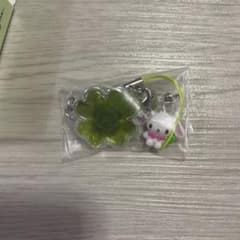 サンリオ シークレットクローバーストラップ シュガーバニーズ しろうさ