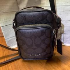 COACH ダークブラウン ショルダーバッグのサムネイル