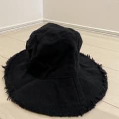 バケットハットのサムネイル