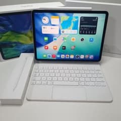 iPad Pro 11 第2世代 Magic Keyboard Pencilのサムネイル