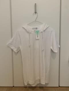 【新品タグ付き】コムデギャルソンしゃつSHIRT　フード付きTシャツのサムネイル