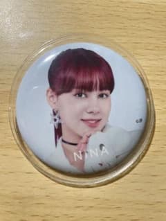 NiziU ニナ 缶バッチ バラ売り◎ NINA 缶バッジ NiziU - メルカリ