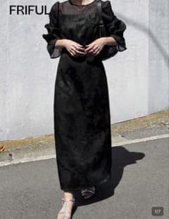 結婚式 ワンピースのサムネイル